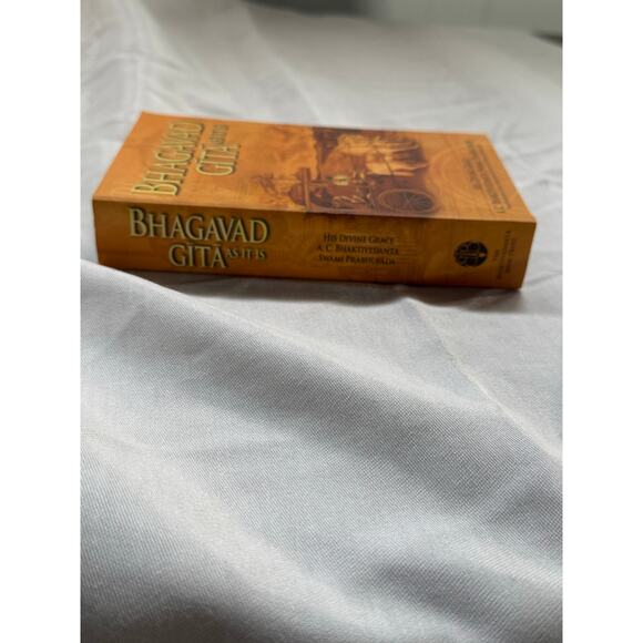 Bhagavad Gita As It Is by A. C. Bhaktivedanta Swami Prabhupada (Paperback) - Picture 3 of 3